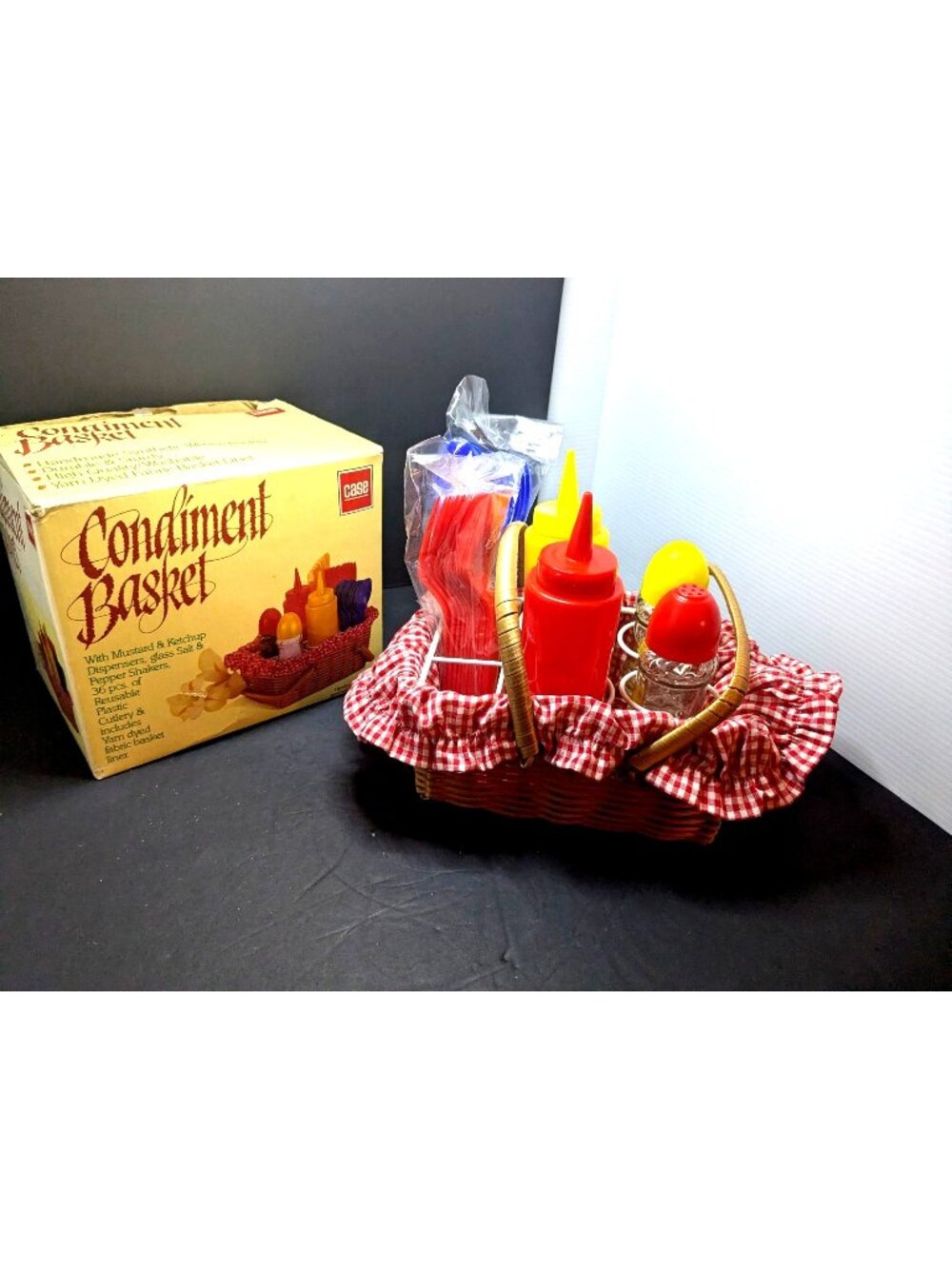 Vtg. Condiment Basket Set Dispensers Salt /Pepper Shakers Cutlery Liner 80's